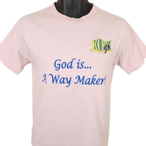 Vintage Christian T Shirt Mens Size Small Pink Y2K God Is A Way Maker King E - Picture 1 of 7